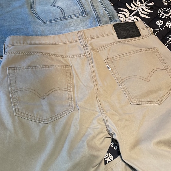 2 pair Levi’s 514 - khaki and light wash denim. Both 36x34, straight fit style. - Picture 7 of 7